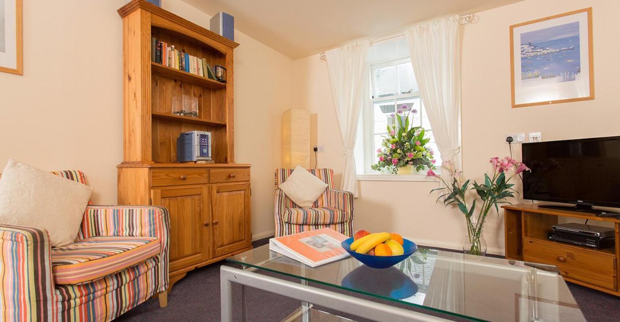 Discovery Accommodation วิทบี ภายนอก รูปภาพ