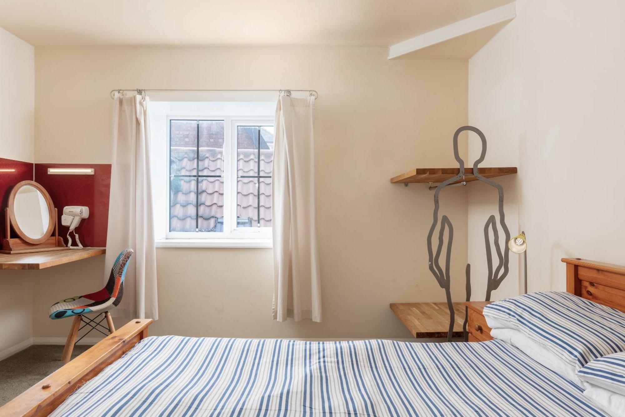 Discovery Accommodation วิทบี ภายนอก รูปภาพ